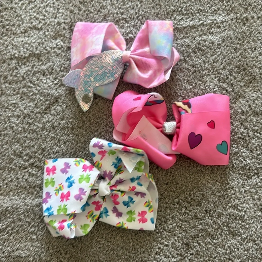 N/A 30 scrunchies